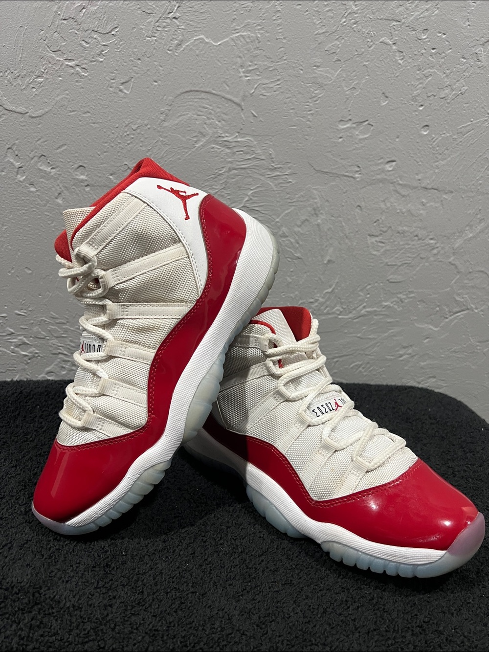 🔥🏀 NIKE AIR JORDAN 11 Retro High Patent Cherry Red White Big Kids Sz 6.5Y - EUC